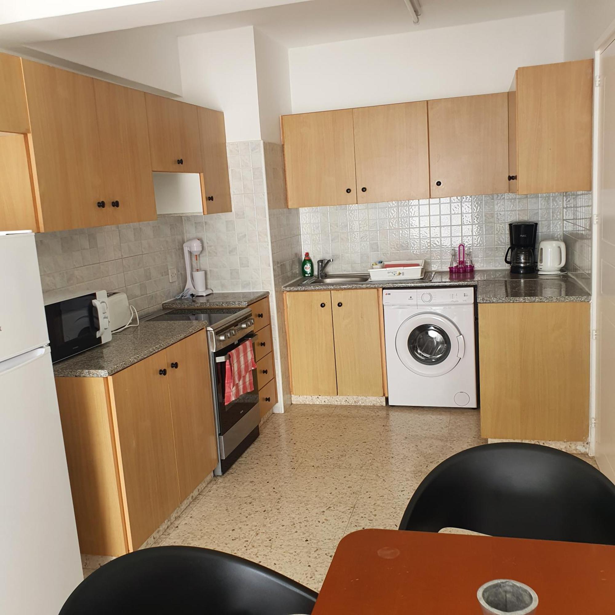 G&E Harbour Apartments Латхи Экстерьер фото